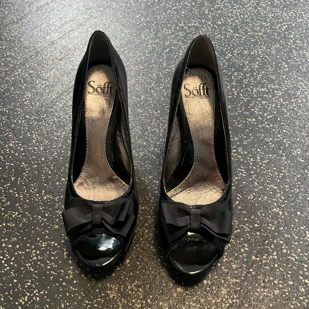 Sofft open toe heels